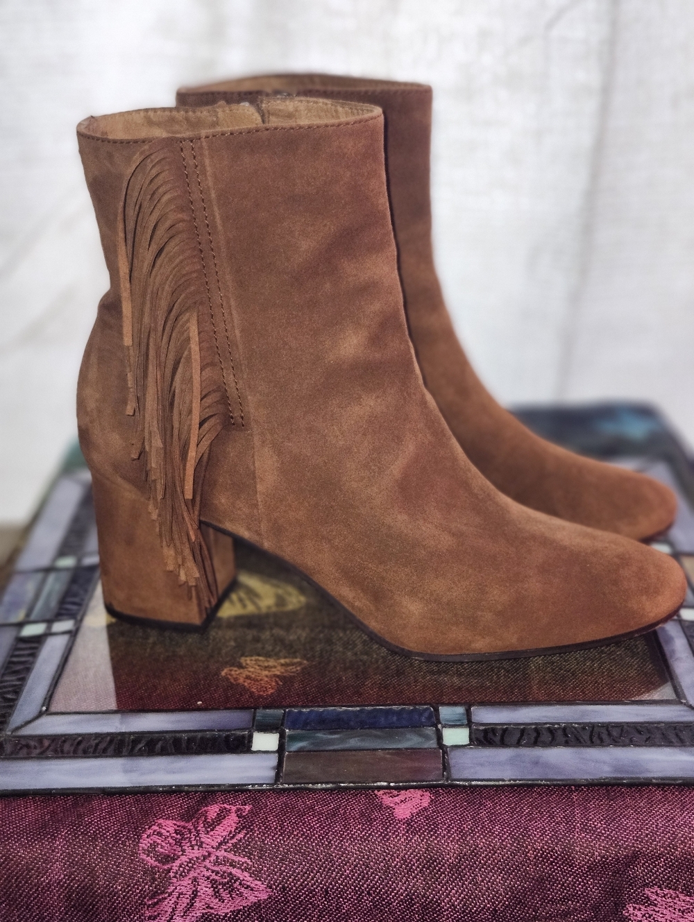 Frye Jodi Suede Fringe Boots Size 9 Color Wood